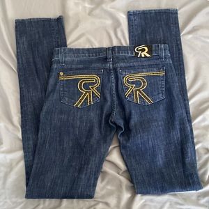 Rock & Republic jeans size 26 with rhinestones in the back with the letter R